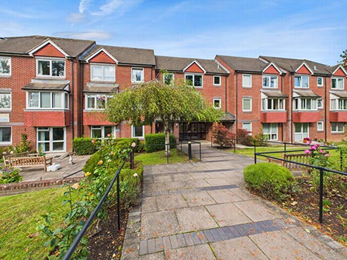 1 Bedroom Retirement Property For Sale In Heath Road, Haywards Heath, RH16