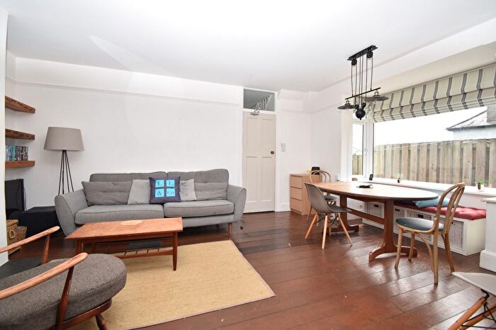 4 Bedroom End Of Terrace House To Rent In Trevethan Road, Falmouth, TR11