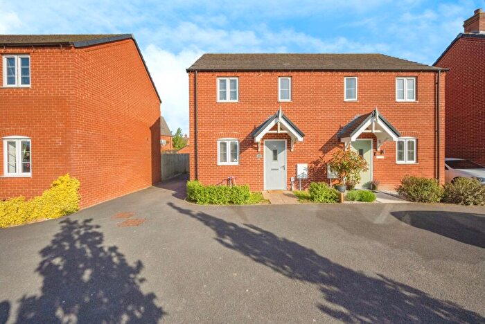 3 Bedroom Semi-Detached House For Sale In Thillans, Cranfield, Bedford, Bedfordshire, MK43