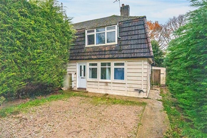 3 Bedroom Semi Detached House For Sale In Eastdale Road, Burgess Hill, RH15