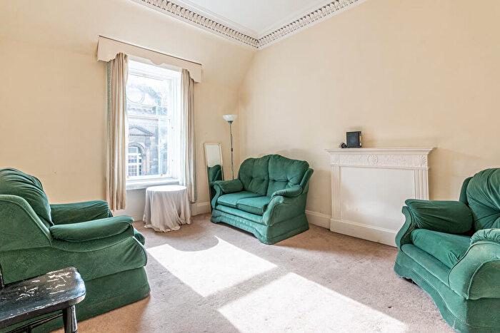 2 Bedroom Flat To Rent In L – Teviot Place, Edinburgh, EH1