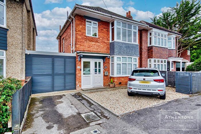1 Bedroom Flat For Sale In Jameson Road, Bournemouth, BH9