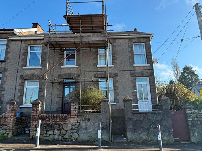 3 Bedroom End Terrace House To Rent In Heol Eglwys, Pen-Y-Fai, Bridgend, CF31