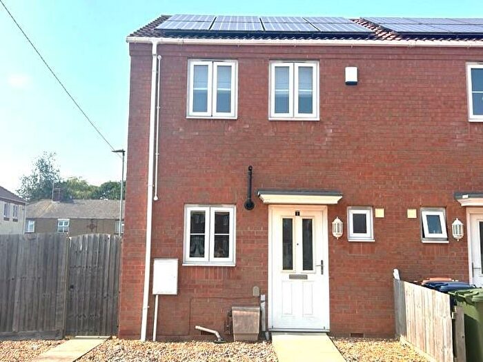2 Bedroom House To Rent In Mikanda Close, Wisbech, PE13
