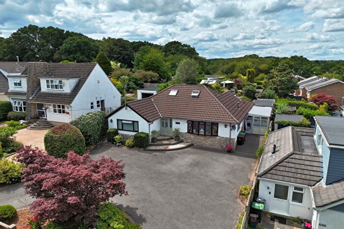 4 Bedroom Detached House For Sale In Corfe Mullen, BH21