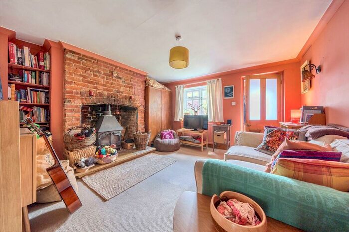2 Bedroom Terraced House For Sale In Rack End, Standlake, Witney, OX29