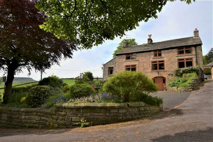 3 Bedroom Detached House For Sale In Combs, High Peak, SK23