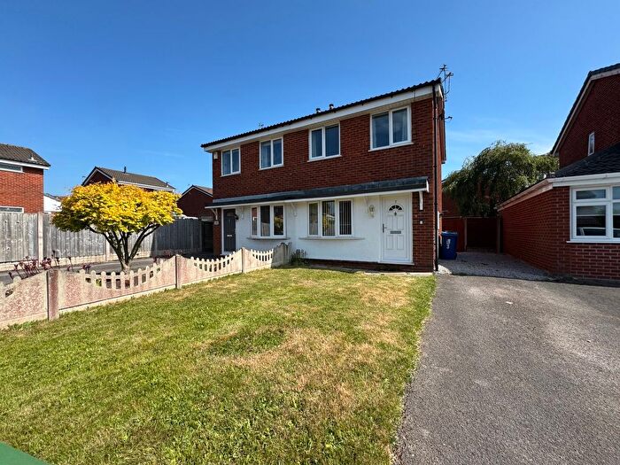 2 Bedroom Semi-Detached House To Rent In Trecastell Close, Wigan, Greater Manchester, WN1