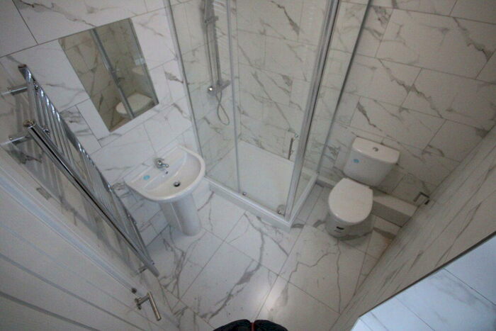 2 Bedroom Terraced House To Rent In Walford Road, Leeds, LS9