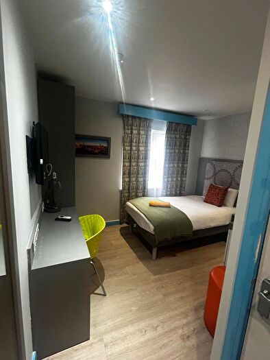 Studio To Rent In London Road, Thornton Heath, CR7