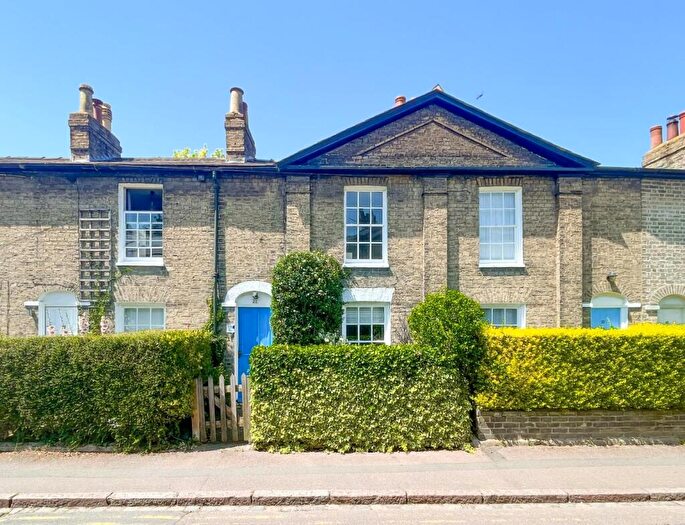 2 Bedroom Terraced House For Sale In Eden Street, Cambridge, CB1