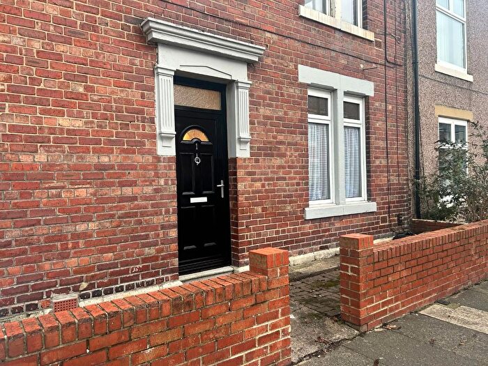 2 Bedroom Flat To Rent In Chirton West View, North Shields, NE29