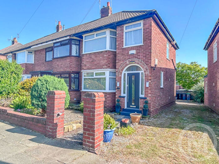 3 Bedroom End Of Terrace House For Sale In Salcombe Avenue, Bispham, FY2