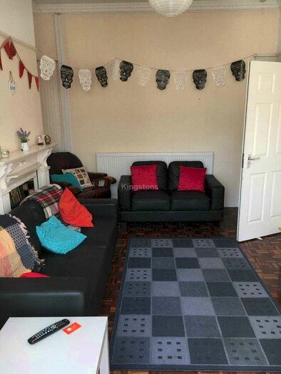 6 Bedroom Terraced House To Rent In Colum Rd, Cardiff, CF10