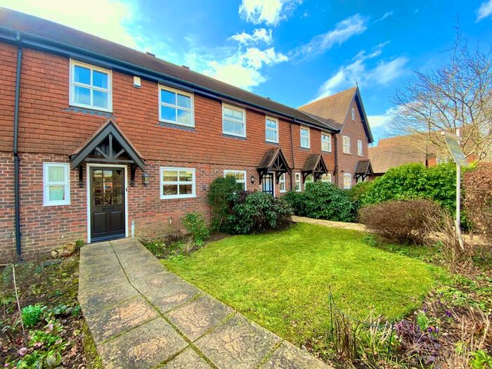 3 Bedroom Terraced House To Rent In The Common, Cranleigh, GU6
