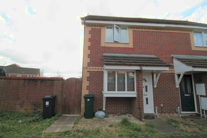 1 Bedroom End Of Terrace House To Rent In Sunningdale Drive Warmley Bristol, BS30