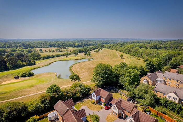 4 Bedroom Detached House For Sale In Cornwallis Close, Caterham, CR3