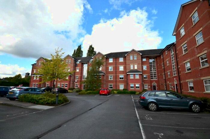 2 Bedroom Apartment To Rent In Capitol Court, Parrs Wood Road, Didsbury, M20