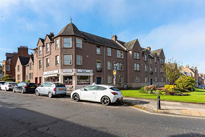 2 Bedroom Flat For Sale In Morow Gardens, Melrose, TD6