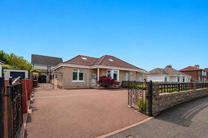 2 Bedroom Semi-Detached House For Sale In Lochend Road, Stepps, Gartcosh, North Lanarkshire, G69