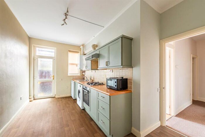 1 Bedroom Flat To Rent In **Available Now** Claremont Road, Spital Tongues, NE2