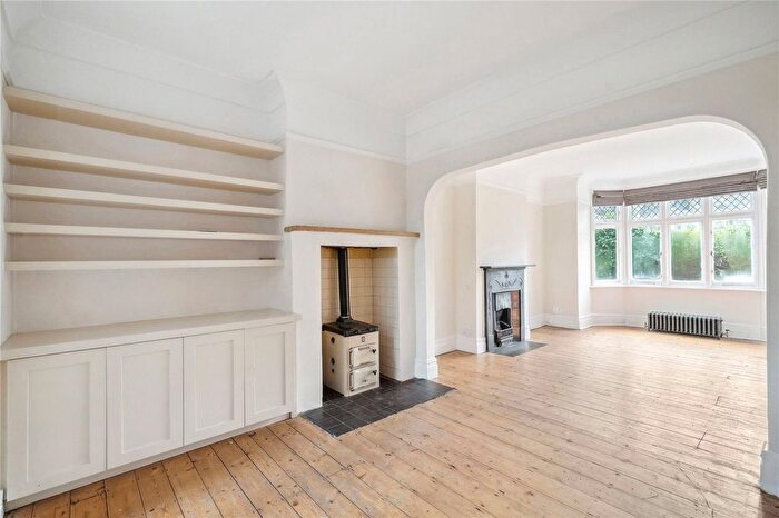 3 Bedroom End Of Terrace House To Rent In Trinity Rise, London, SW2