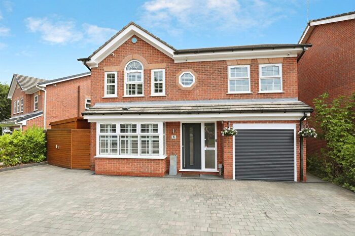 4 Bedroom Detached House For Sale In Mayfair Drive, Northwich, CW9