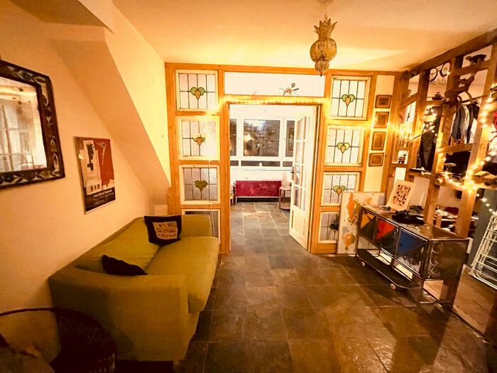 2 Bedroom End Of Terrace House To Rent In Marlborough Avenue, London E8