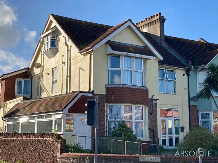 1 Bedroom Flat For Sale In Torquay Road, Kings Court, TQ3