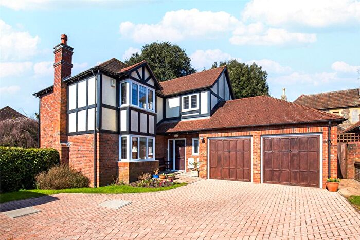 4 Bedroom Detached House For Sale In Holmwood Gardens, Bristol, BS9