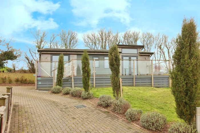 2 Bedroom Detached Bungalow For Sale In Denbury Road, Ogwell, Newton Abbot, TQ12