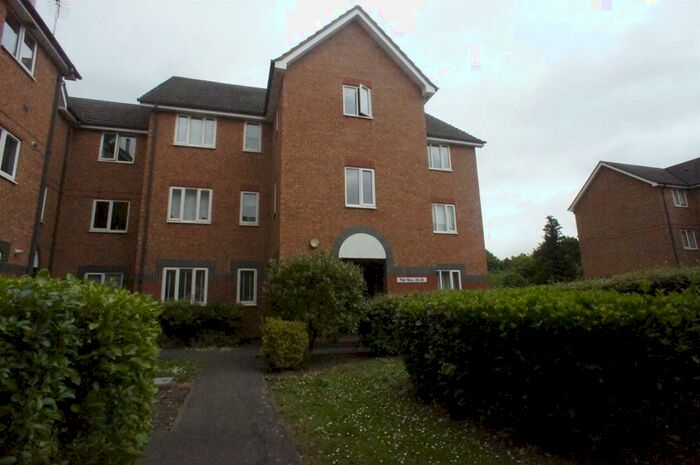 2 Bedroom Flat To Rent In Farthingale Court, Peregrin Road, Waltham Abbey, EN9