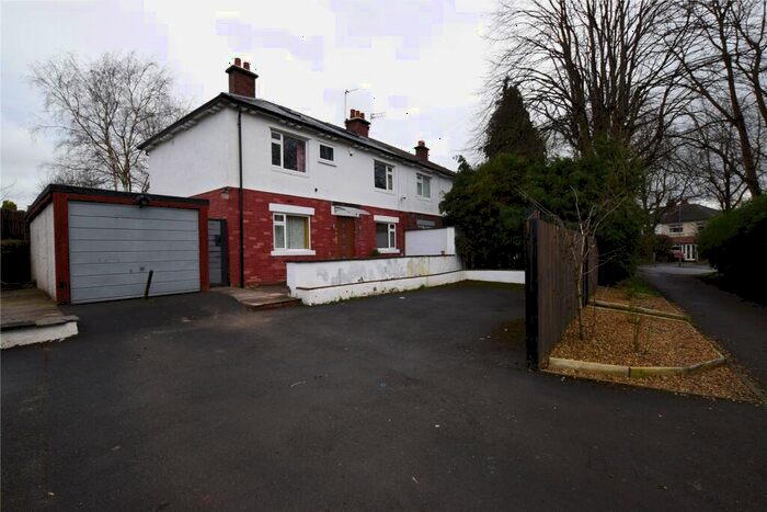 4 Bedroom Semi-Detached House To Rent In Stanhope Drive, Horsforth, Leeds, West Yorkshire, LS18