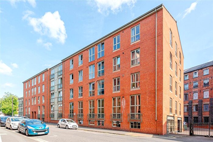 2 Bedroom Flat For Sale In Brook Street, Derby, Derbyshire, DE1