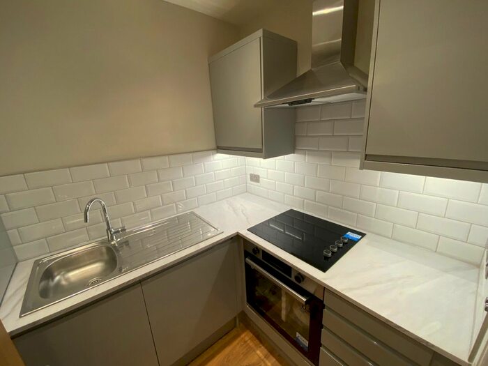 1 Bedroom Flat To Rent In High Road, London, N17