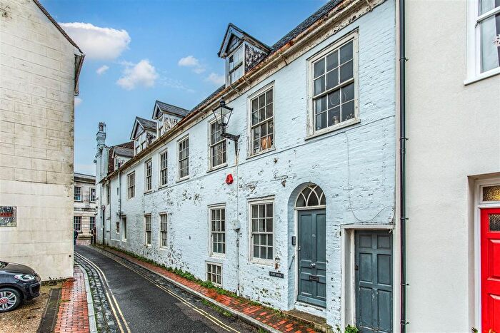 4 Bedroom Maisonette For Sale In High Street, Lewes, BN7