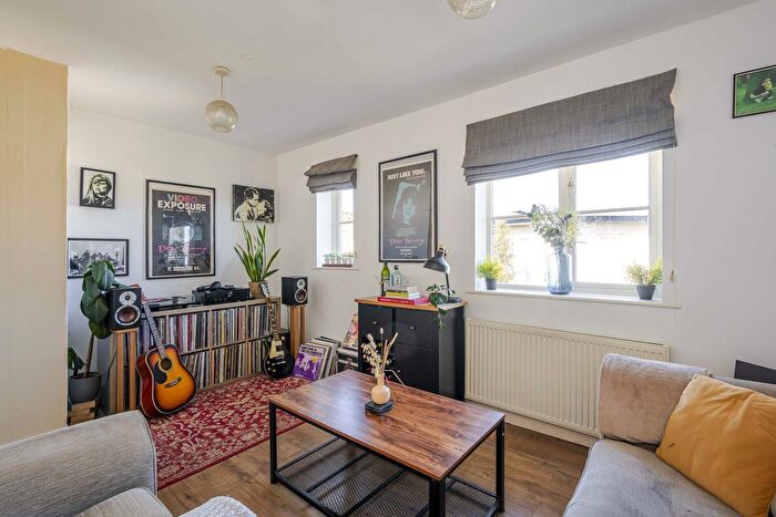 2 Bedroom Flat For Sale In Wood Grove, Witham, CM8