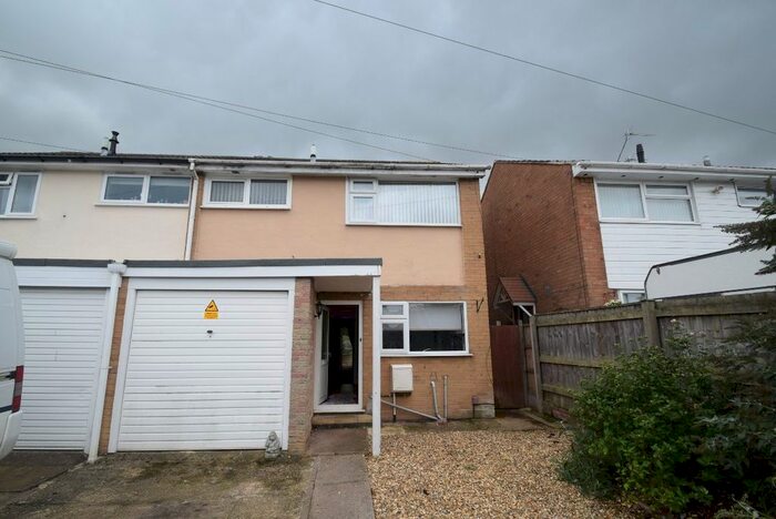 3 Bedroom Semi-Detached House To Rent In Vineyard Road, Newport, TF10