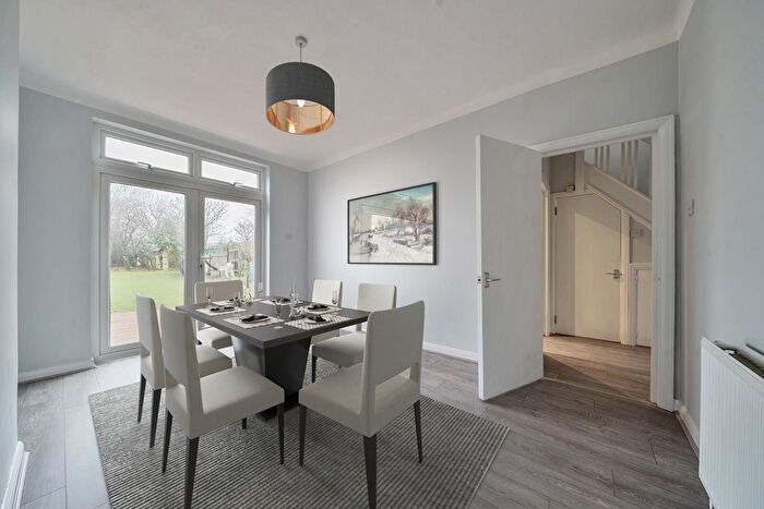 4 Bedroom Semi-Detached House To Rent In Fifth Cross Road, Twickenham, TW2