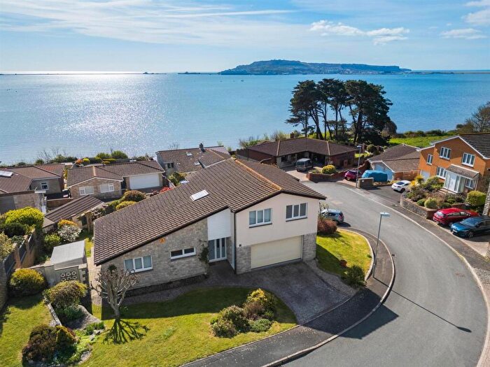 3 Bedroom Detached House For Sale In Redcliff View, Rodwell, DT4