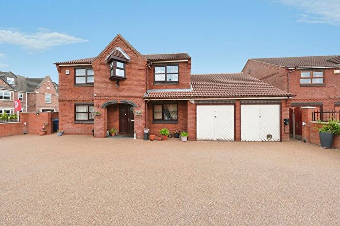 4 Bedroom Detached House For Sale In Eleanor Court, Edenthorpe, Doncaster, South Yorkshire, DN3