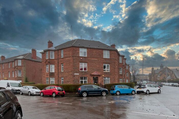 2 Bedroom Flat To Rent In Moss-Side Road, Shawlands, Scotland, G41