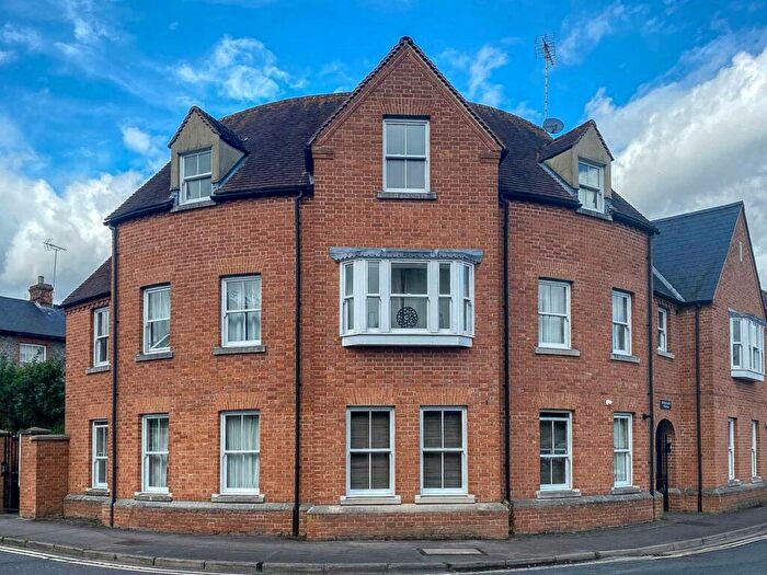 2 Bedroom Apartment To Rent In Spyers Court, Wallingford, OX10