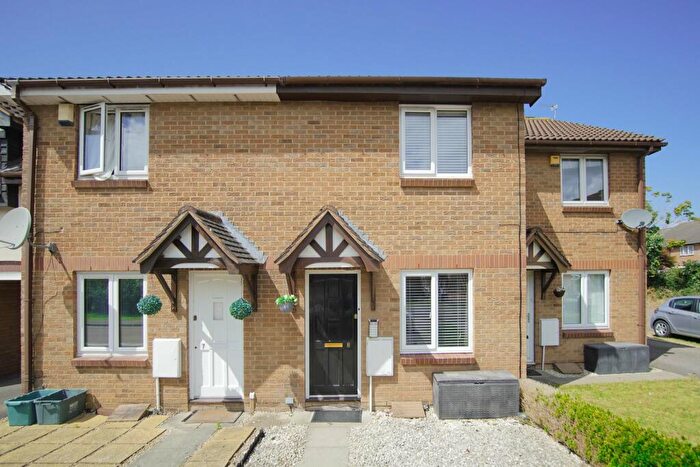 2 Bedroom House To Rent In Foxcroft Close, Bradley Stoke, Bristol, BS32