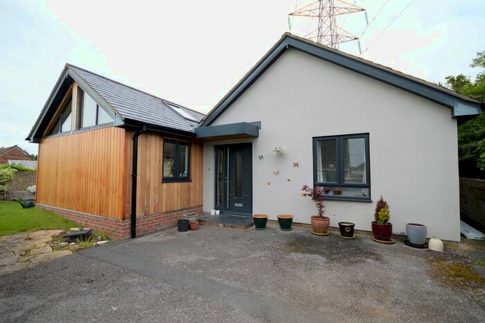 2 Bedroom Bungalow To Rent In Lower Road, Quidhampton, Salisbury, SP2