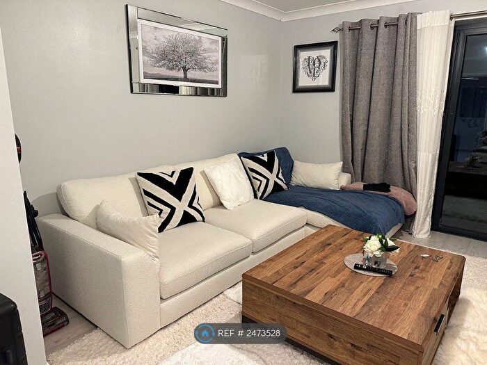 2 Bedroom End Of Terrace House To Rent In Squires Court, Chertsey, KT16