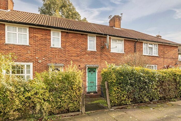 Property For Sale In Westcott Crescent, Ealing, W7