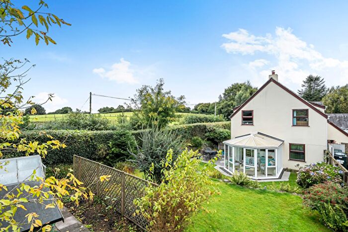 4 Bedroom Detached House For Sale In North Bovey, Devon, TQ13
