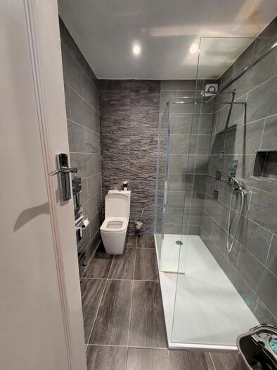 3 Bedroom Terraced House To Rent In Sydney Road, Ilford, IG6