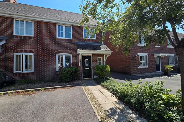 3 Bedroom Semi-Detached House For Sale In Ashling Gardens, Denmead, PO7